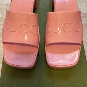 Gucci wild rose sandals
